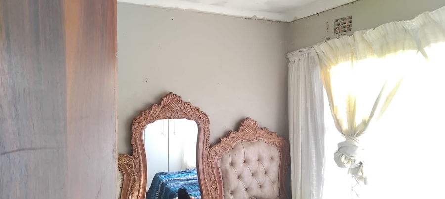 2 Bedroom Property for Sale in Phakamisa Eastern Cape